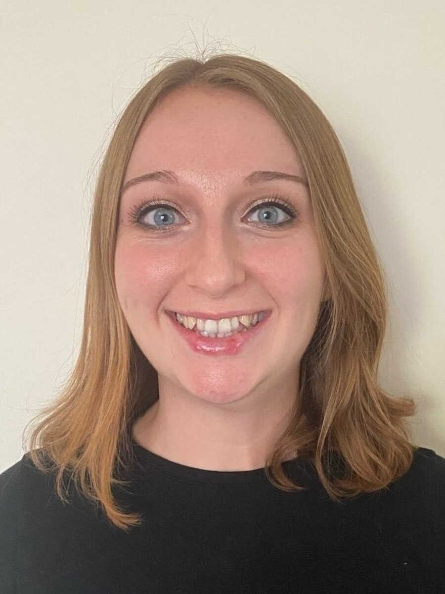 Photo of Miss Laura Mott