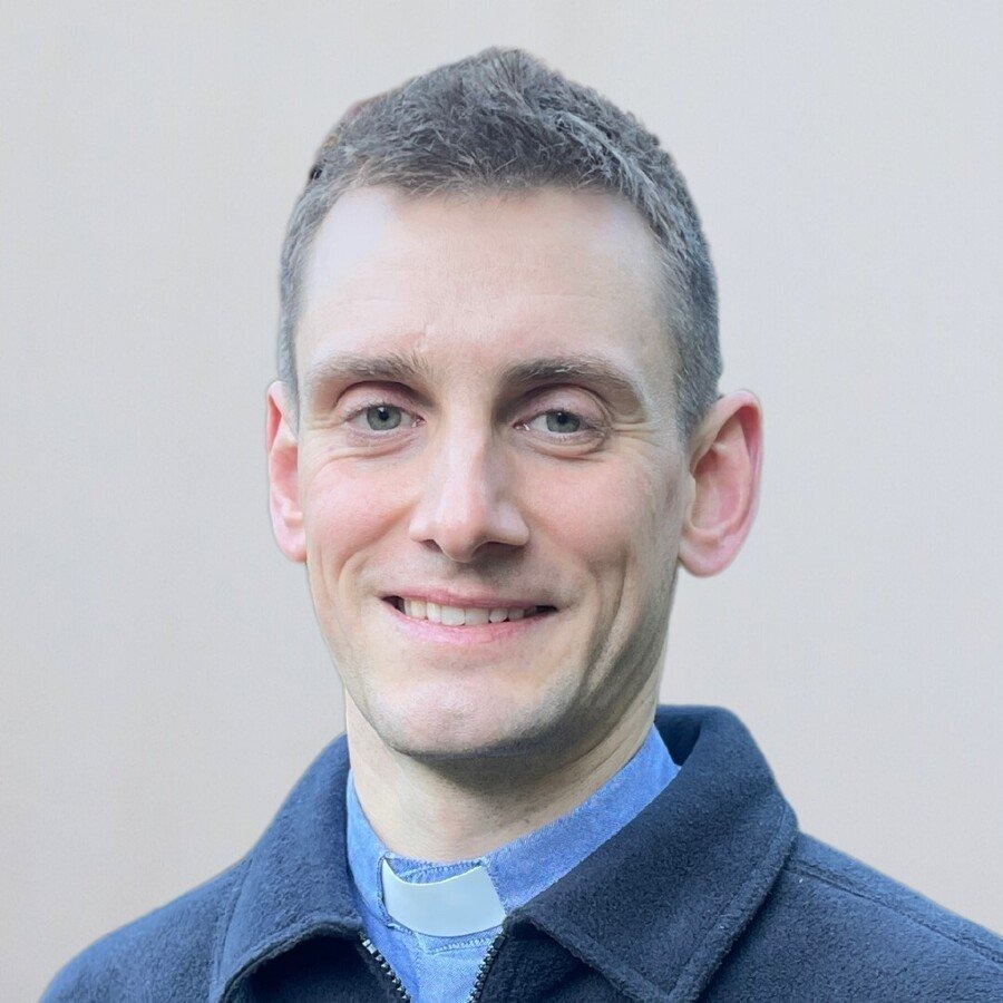 Photo of Revd Dr Luke Steven